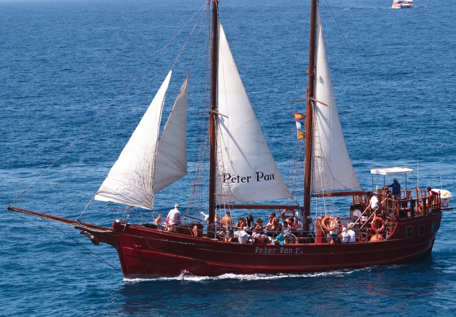 Морские прогулки на Тенерифе: парусник «Peter Pan»