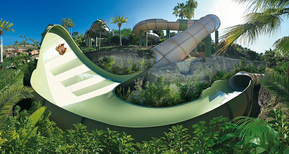 Аттракцион «Киннары» в аквапарке «Сиам парк», Тенерифе Аттракцион «Киннары» в аквапарке «Сиам парк», Тенерифе